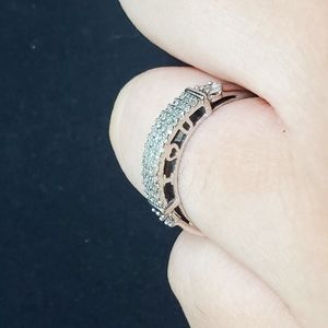 10kt SOLID WHITE GOLD- I ♡ U Diamond Ring